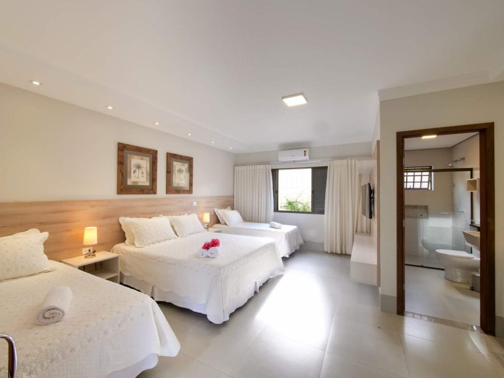 Quarto Luxo Quádruplo