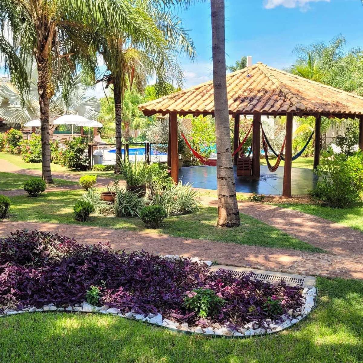 Hotel Pousada em Bonito MS - Jardins da Pousada Surucuá