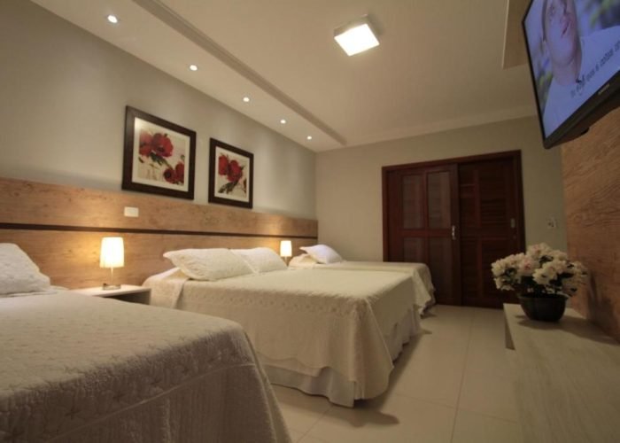 HOTEL-POUSADA-SURUCUA-PAGINA-ACOMODACOES-QUARTO-QUADRUPLO-DELUXE-00001