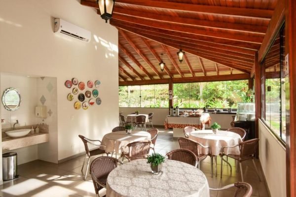 HOTEL-POUSADA-SURUCUA-PAGINA-GALERIA-CAFE-DA-MANHA-2