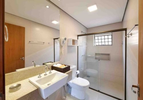 Hotel Pousada em Bonito - Banheiro Surucuá
