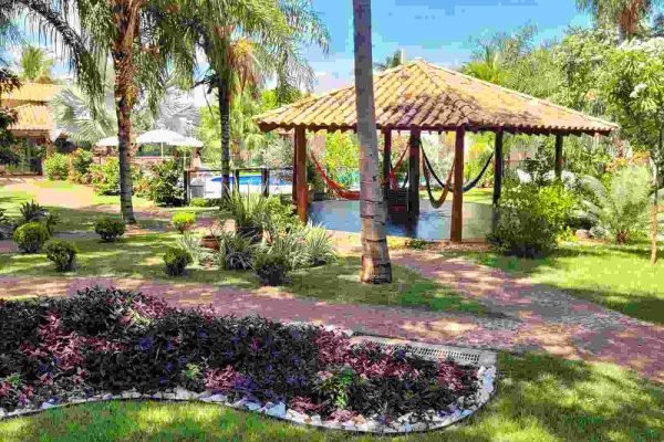 Hotel Pousada em Bonito MS - Jardins da Pousada Surucuá